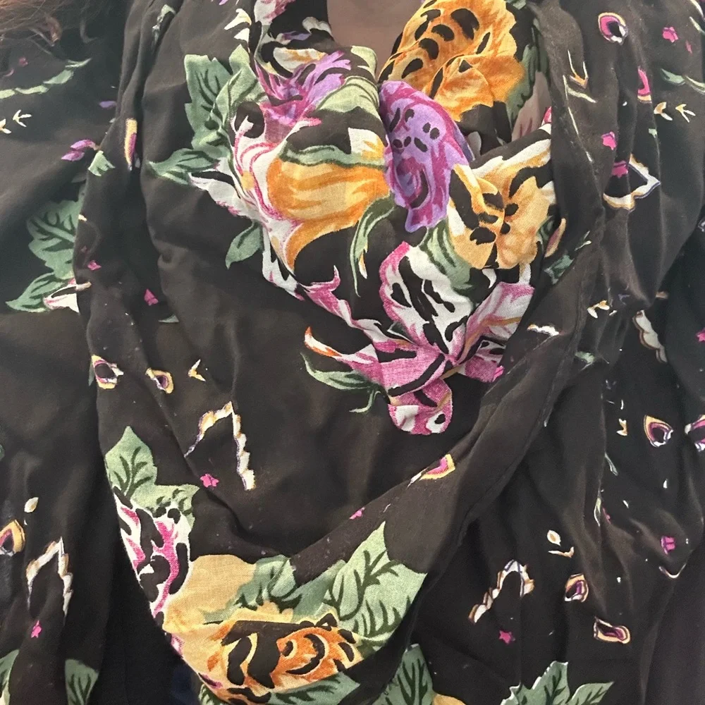 Anthropologie Giant Floral Scarf - Picture 1 of 3